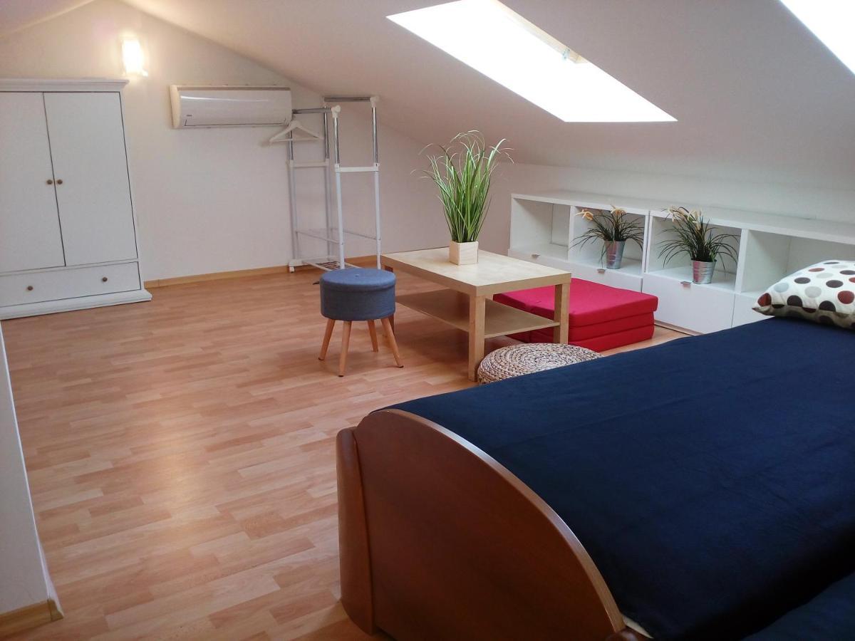 Gallery Apartman Nada Zaboric Exteriör bild