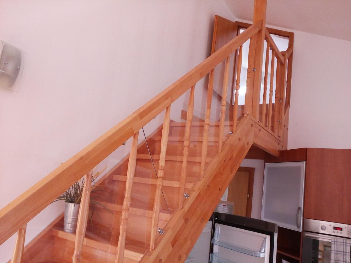 Gallery Apartman Nada Zaboric Exteriör bild